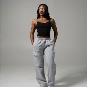 Alphalete Gray Wide Leg Cargo sweat Pants